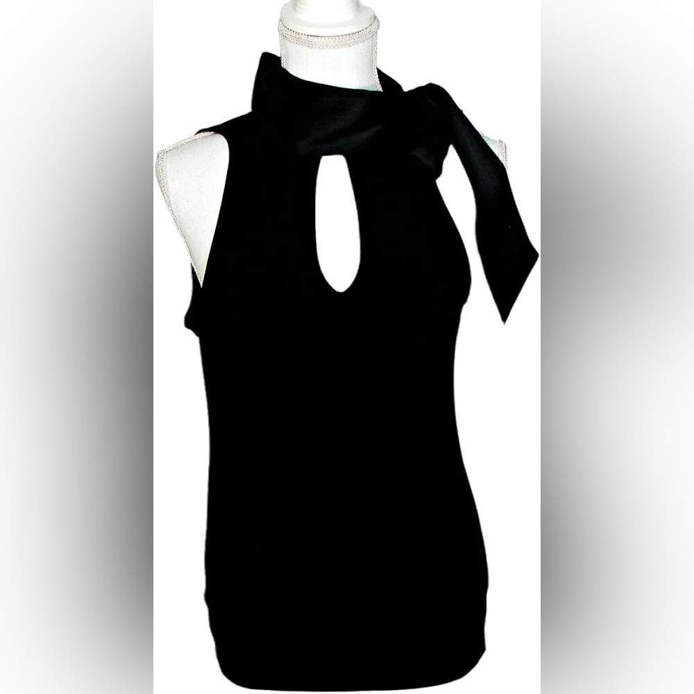 Black Sleeveless Keyhole Top with Neck Tie small